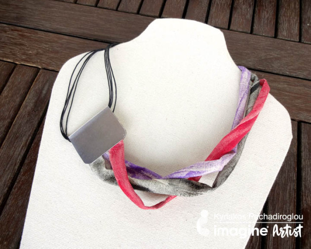 Make an Easy Fabric Necklace with All-Purpose Ink
