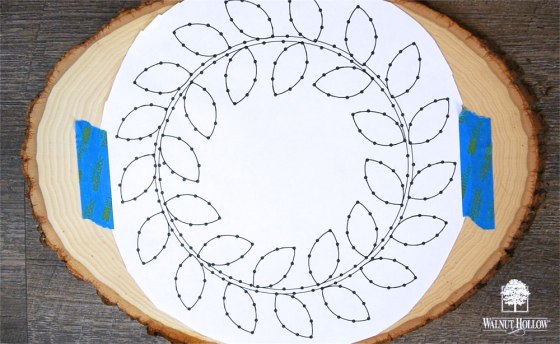 Tape the Guide to the Round